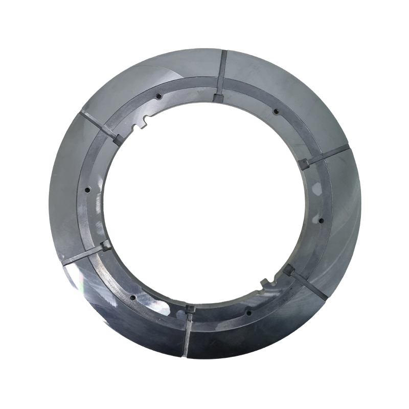 How does the drive motor rotor dynamic balancing plate help reduce vibration and thus improve the overall operating efficiency of the motor?